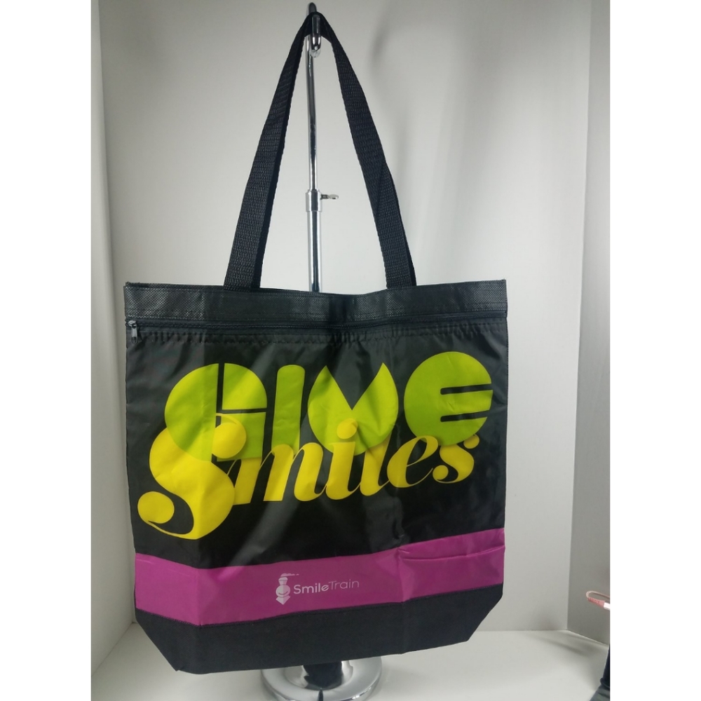 Give Smiles Market Grocery Tote Bag